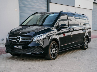 Mercedes- Van